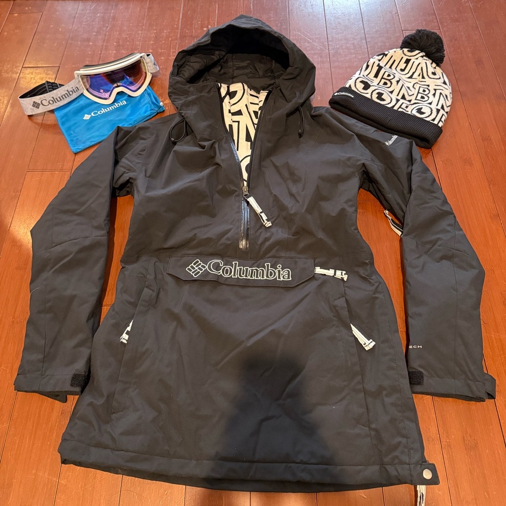 Columbia Women’s Ski Snow Jacket Bundle + Beanie & Goggles